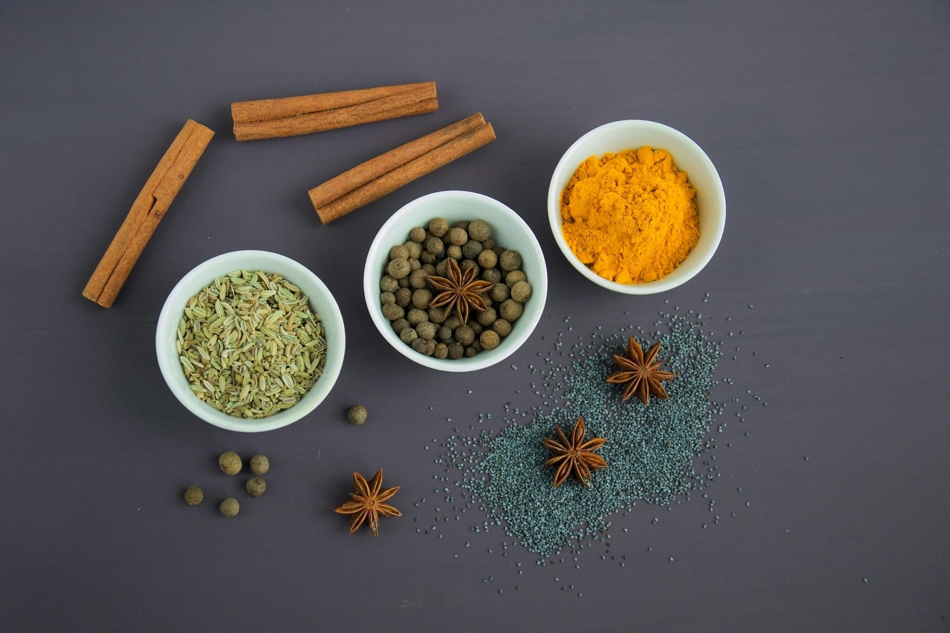 benefits of raw turmeric tea (image sourced via Pexels / Photo by mareefe)